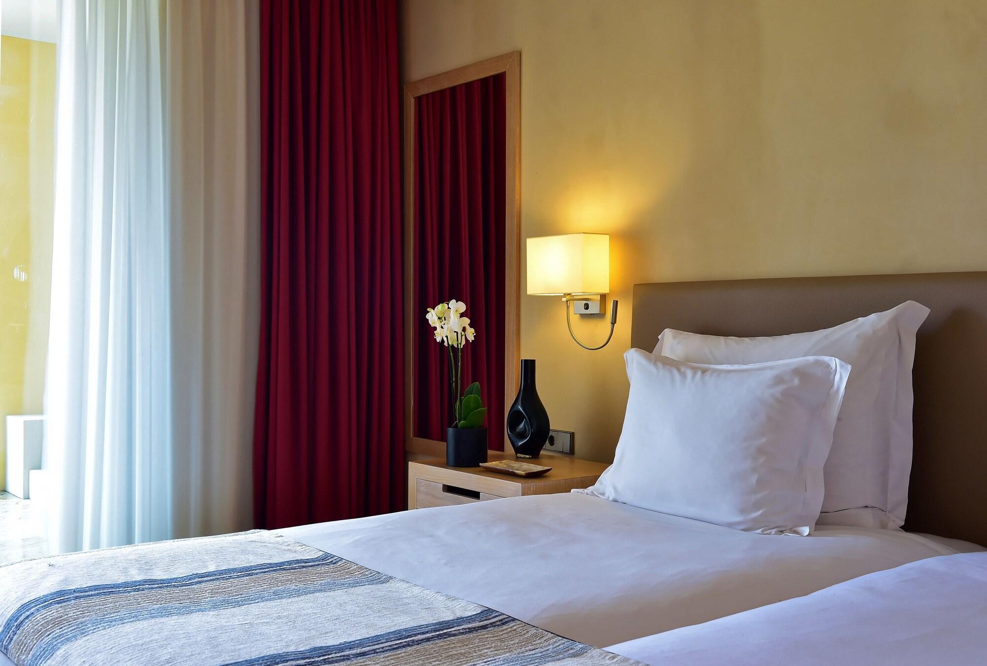 Hotel Pestana Colombos Premium Club à Porto Santo Extérieur photo