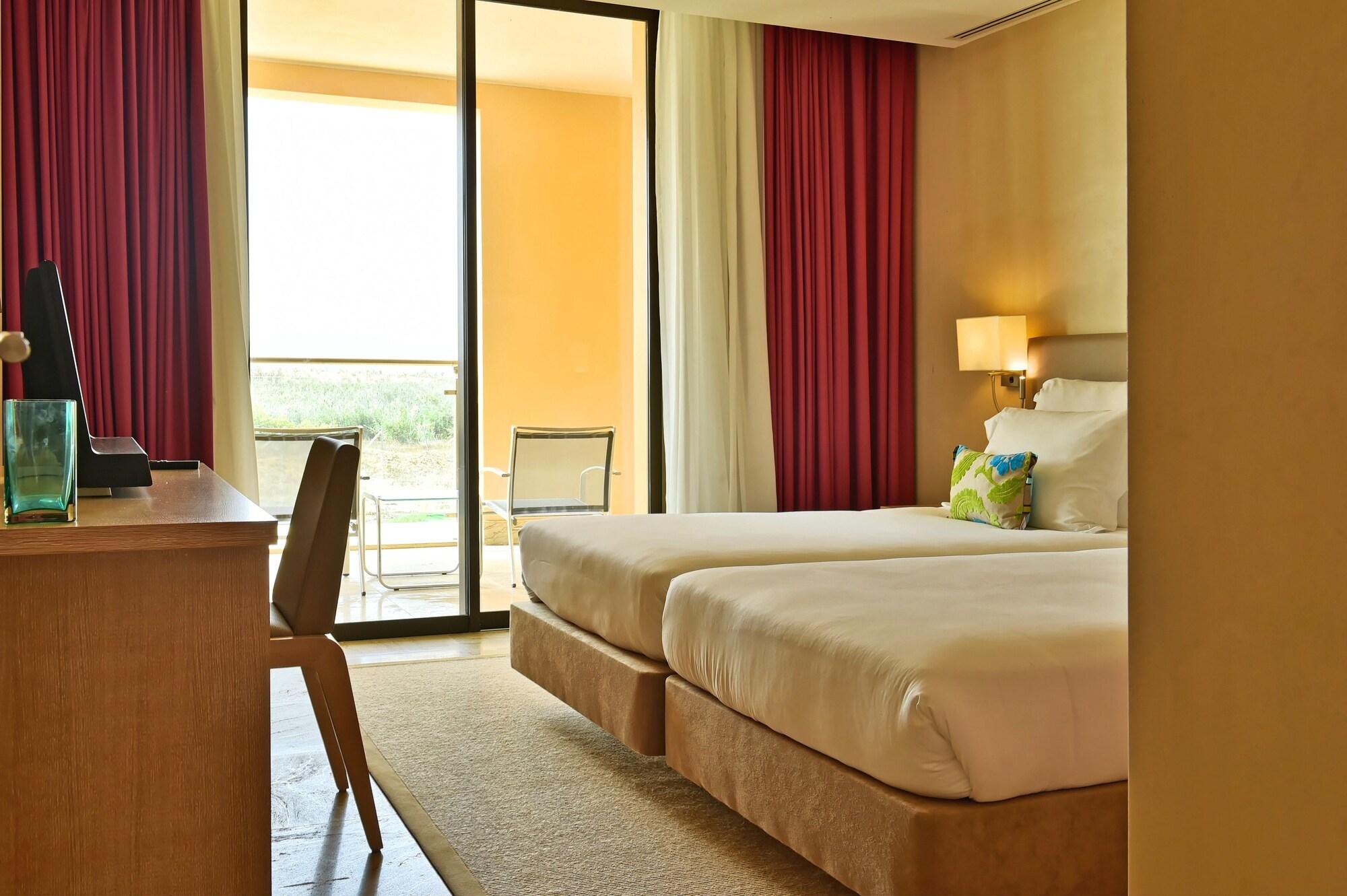 Hotel Pestana Colombos Premium Club à Porto Santo Extérieur photo