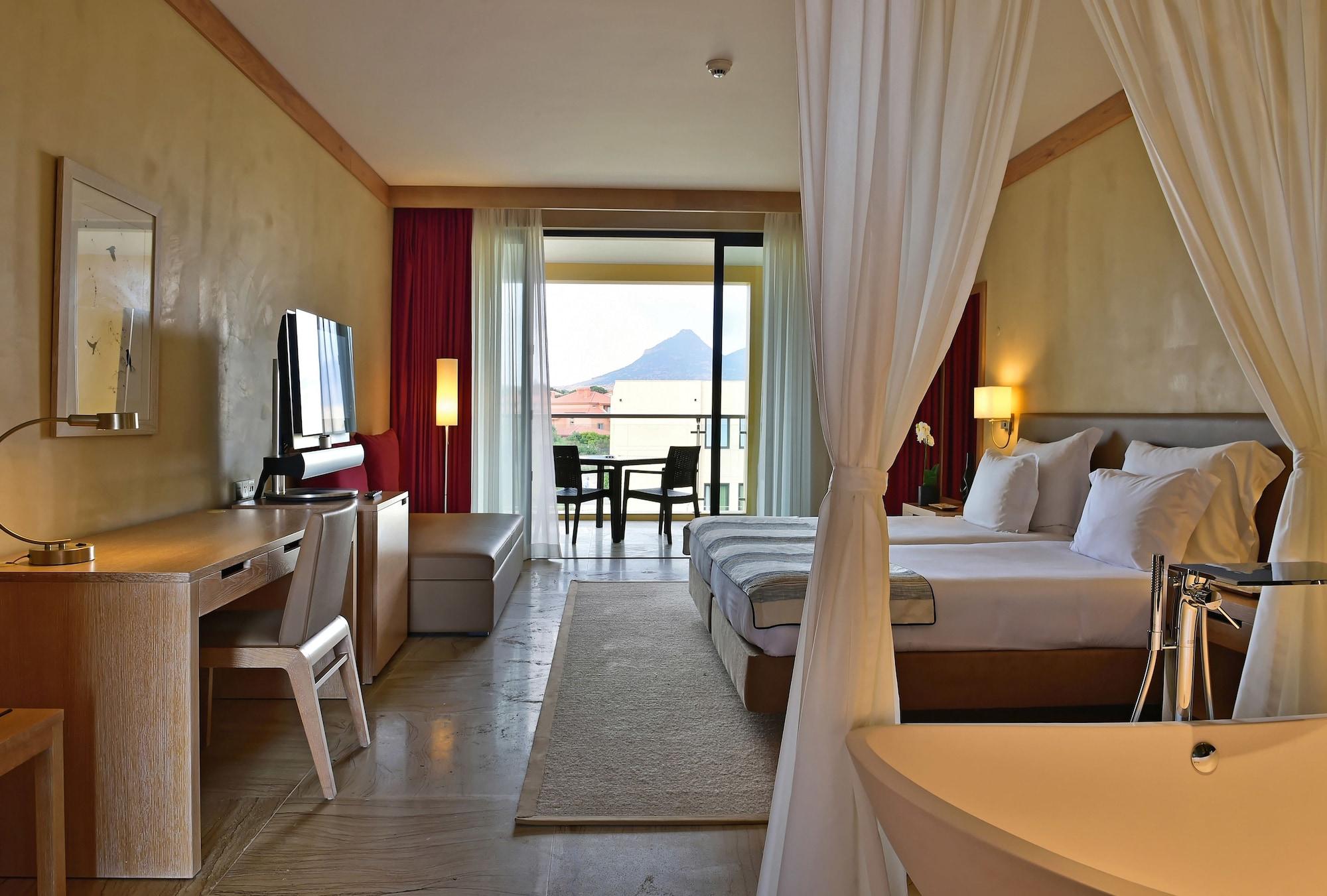Hotel Pestana Colombos Premium Club à Porto Santo Extérieur photo