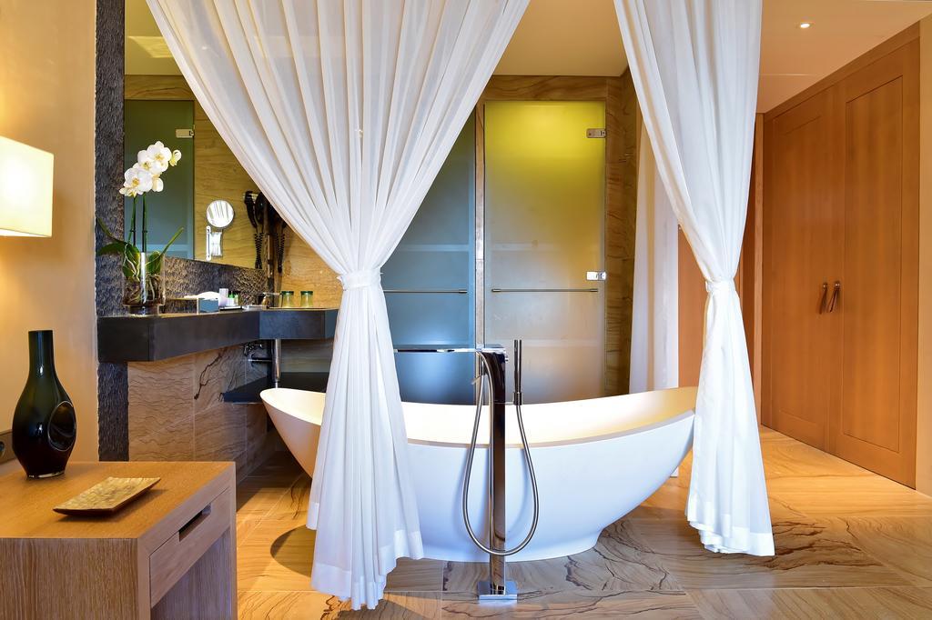 Hotel Pestana Colombos Premium Club à Porto Santo Extérieur photo